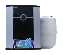 環(huán)保凈水新選擇 格律詩凈水器金典黑金剛解析