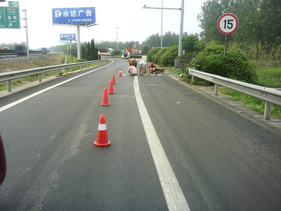 道路標(biāo)線(xiàn)工程